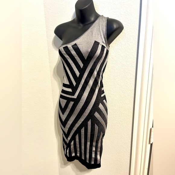 bebe Dresses & Skirts - BEBE black & silver one shoulder bodycon dress, Sz Small, metallic party dress